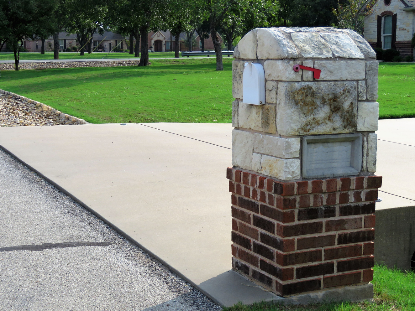 Mailbox Brick & Stone, Residential